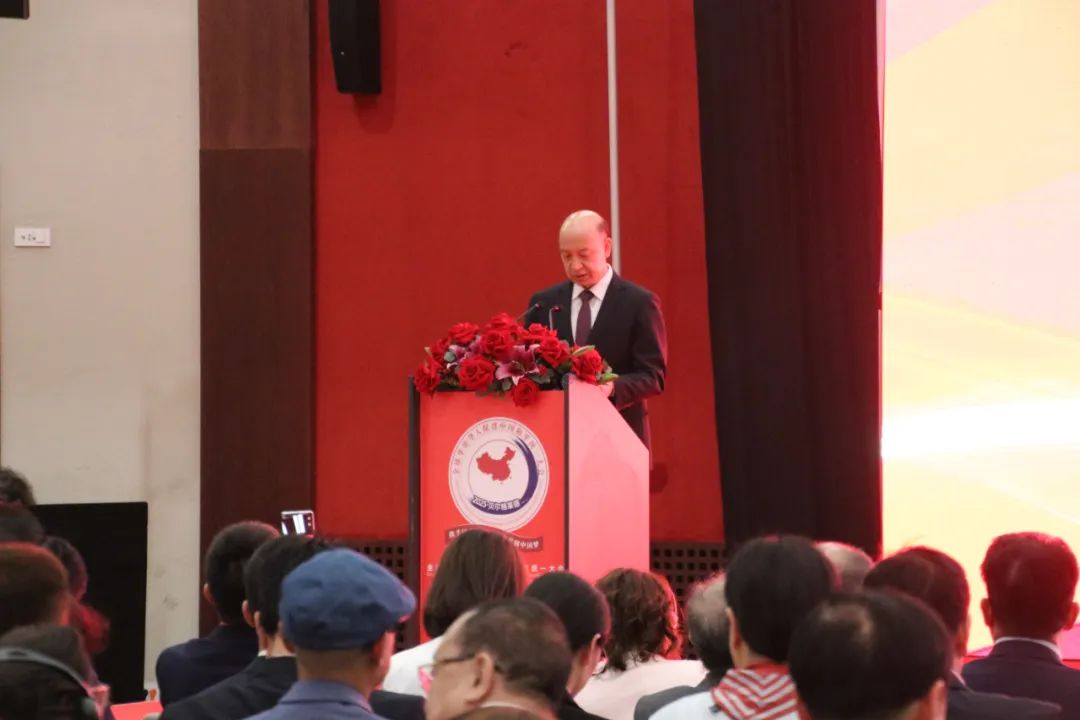 2025年全球华侨华人促进中国和平统一大会在塞尔维亚胜利召开
