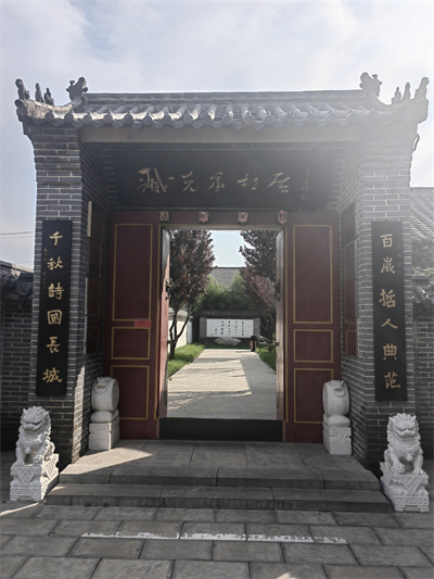 诸城臧克家“一部活生生的中国新诗史”中国现当代文学作家之一！-图片2