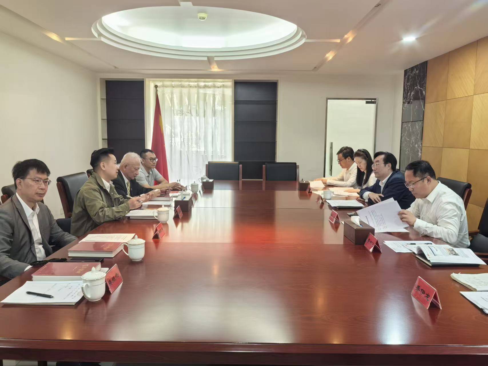 京华五月聚同心 全球联盟启新程——路晓峰在京接见共工新闻社代表团侧记-图片1