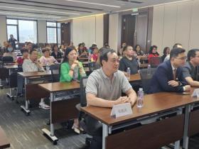 委内瑞拉侨团考察深圳国际仲裁院江门中心
