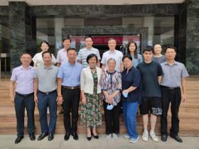 司徒月桂及《司徒美堂》电影项目组到访佛山市禅城区委统战部