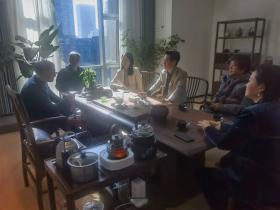 金融助力文化产业,恒丰银行罗雁南一行走进陈亚非听雨轩画室