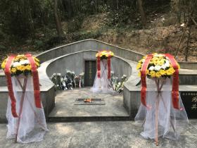 侨乡江门:人潮花海致敬抗日烈士陈冠时