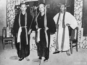 洪门礼仪“凤凰三点头”的象征意义