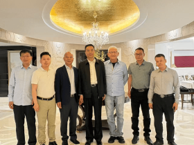 春晖映京华 同心话归程——张宗真在北京接见共工新闻社代表团